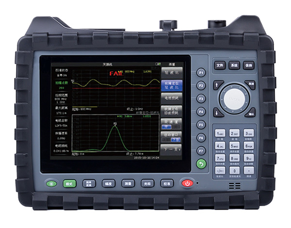 WT600 天饋頻譜一體(tǐ)機測試儀